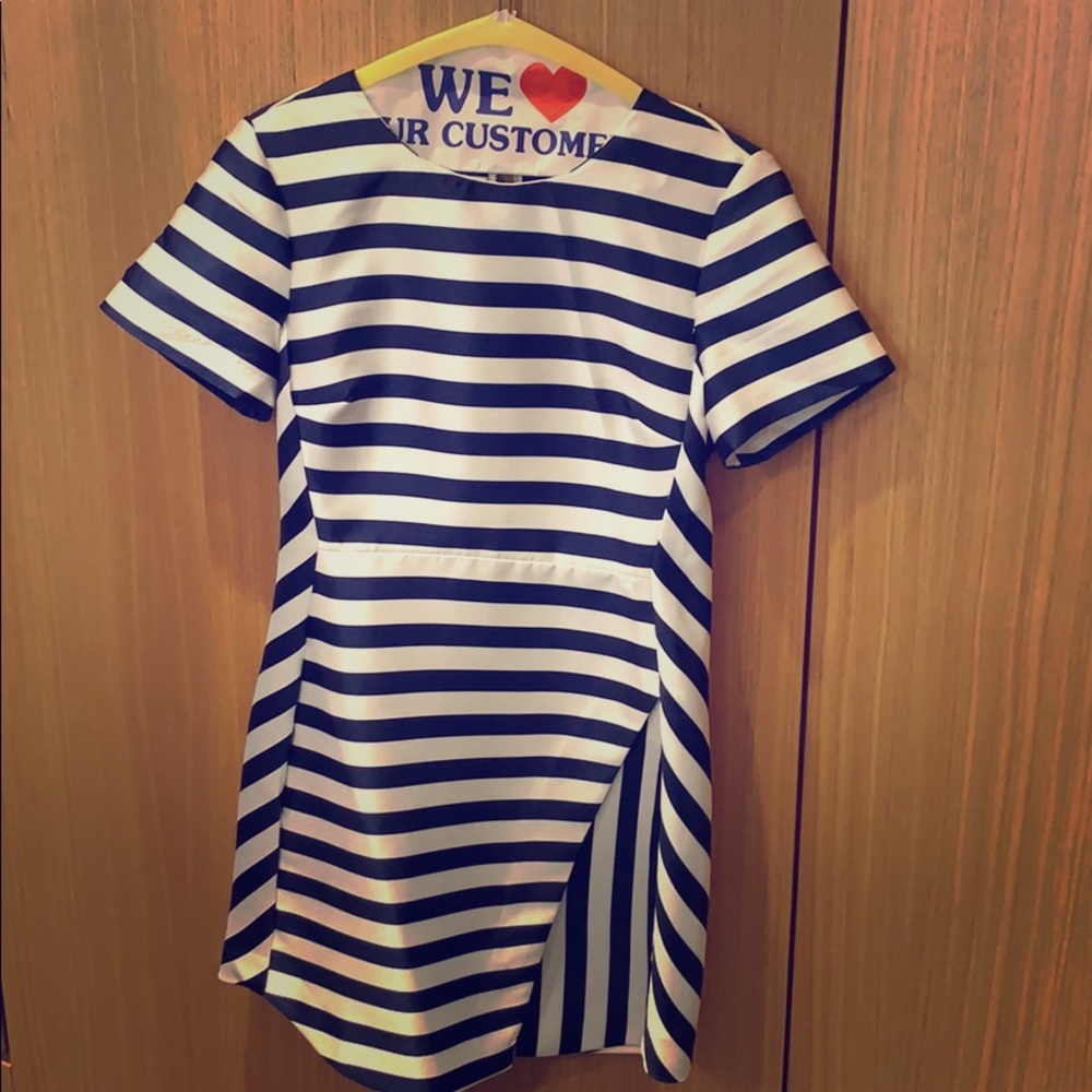 Gorgeous satiny mini dress